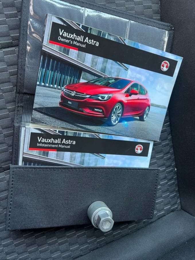 2025 Vauxhall Astra