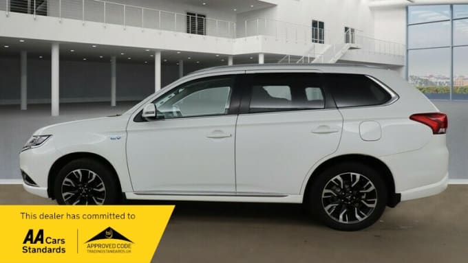 2025 Mitsubishi Outlander