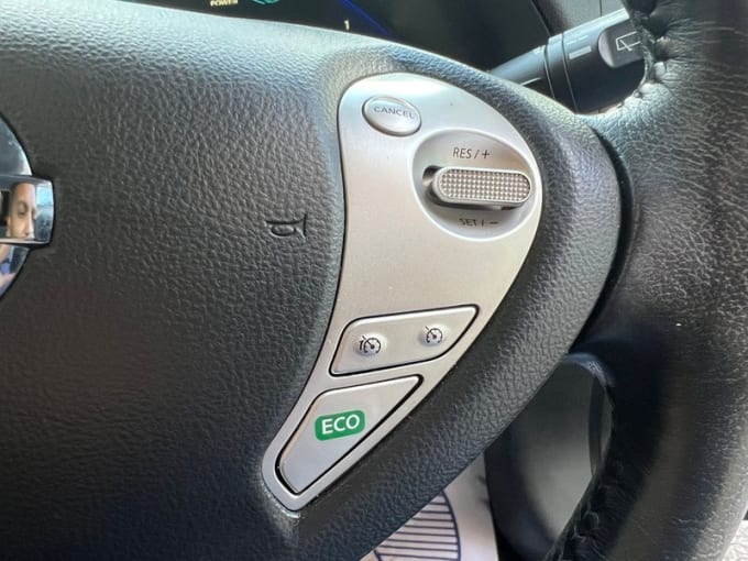 2025 Nissan Leaf