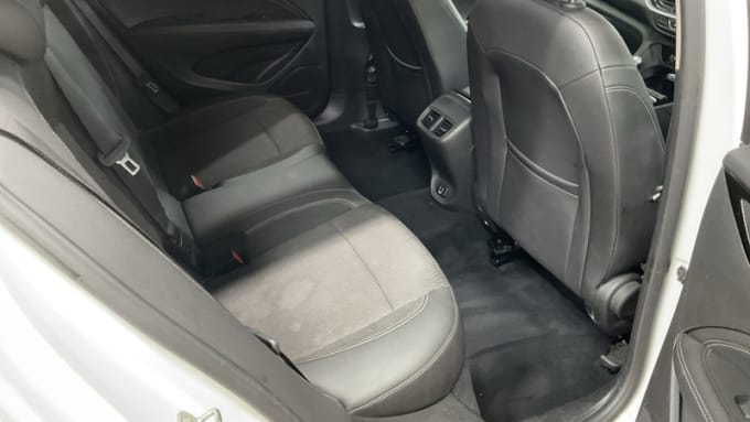 2025 Vauxhall Insignia