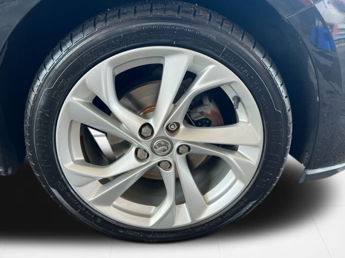 2025 Vauxhall Astra