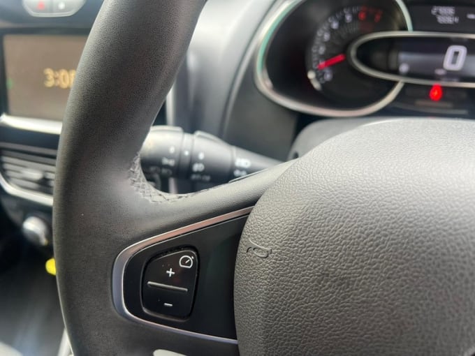 2025 Renault Clio