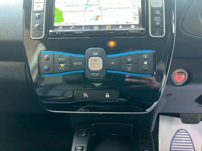 2025 Nissan Leaf