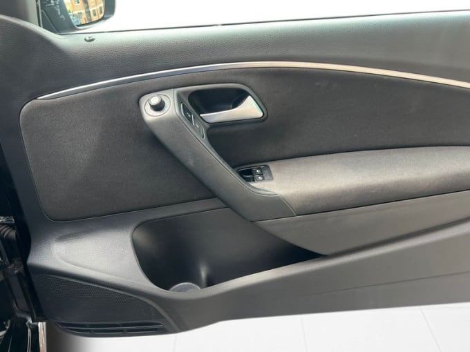 2014 Volkswagen Polo