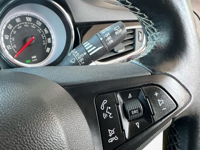 2025 Vauxhall Astra