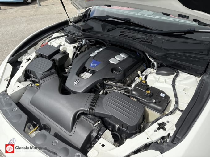 2017 Maserati Ghibli