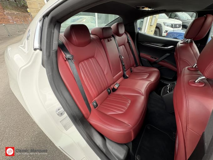 2017 Maserati Ghibli