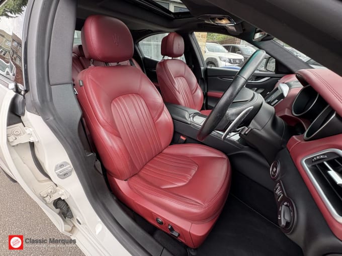 2017 Maserati Ghibli