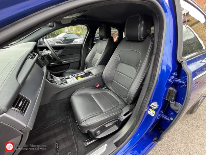 2017 Jaguar Xf