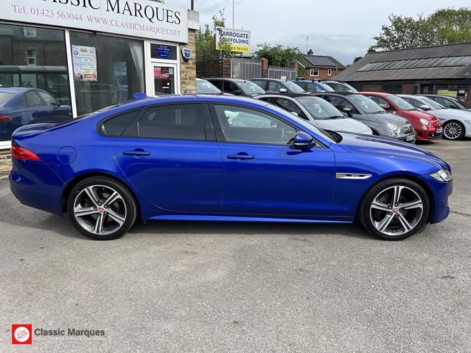 2017 Jaguar Xf