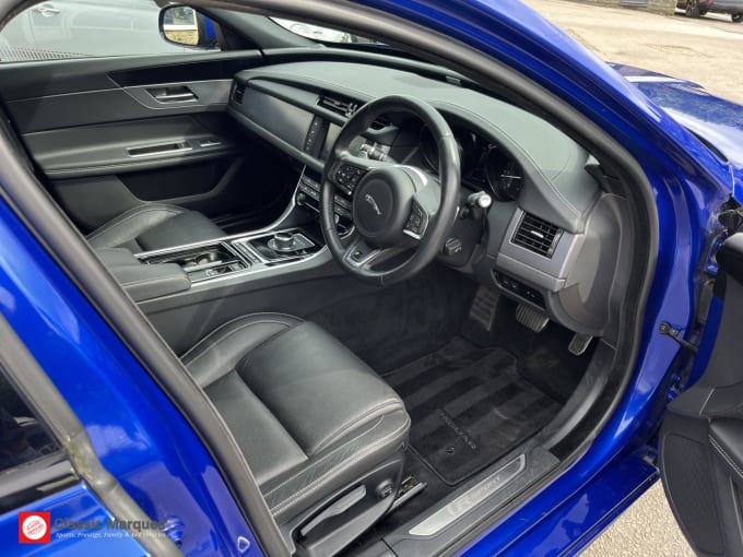 2017 Jaguar Xf