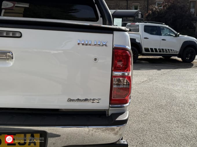 2015 Toyota Hilux