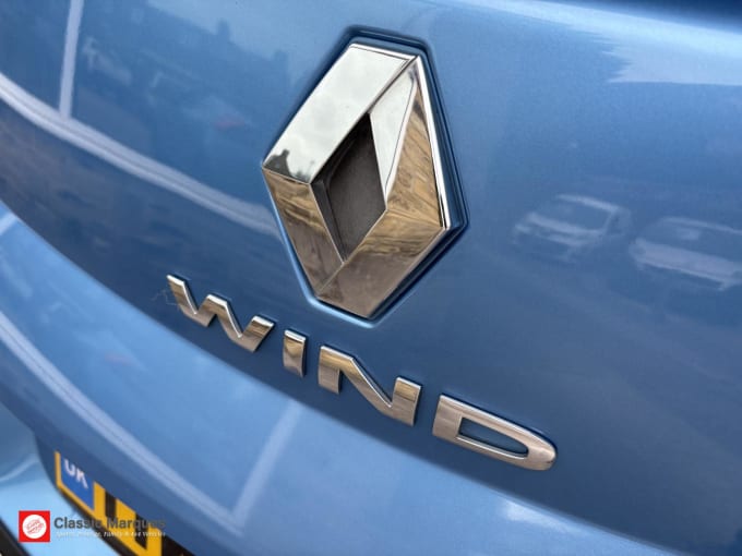 2010 Renault Wind