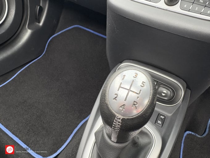 2010 Renault Wind