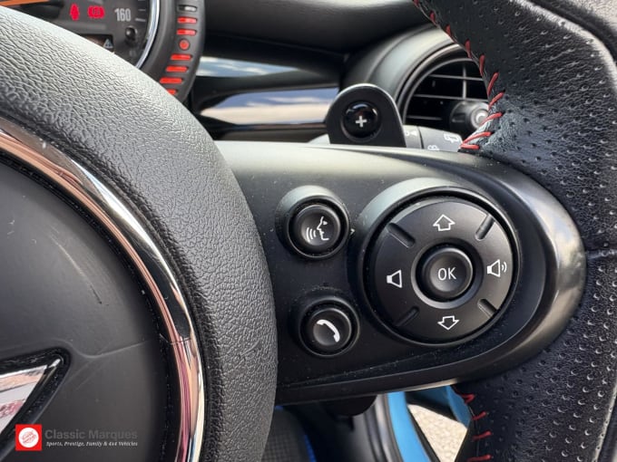 2017 Mini Hatch