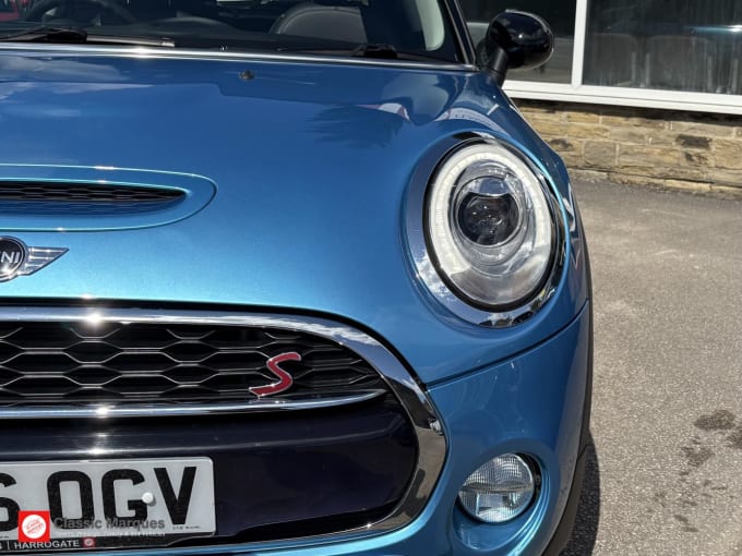 2017 Mini Hatch