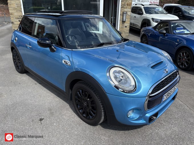 2017 Mini Hatch