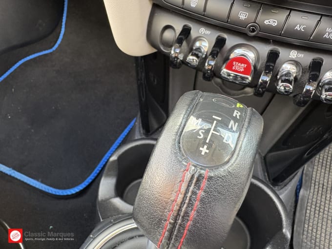 2017 Mini Hatch