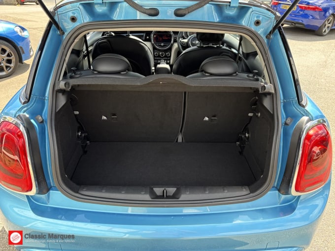2017 Mini Hatch