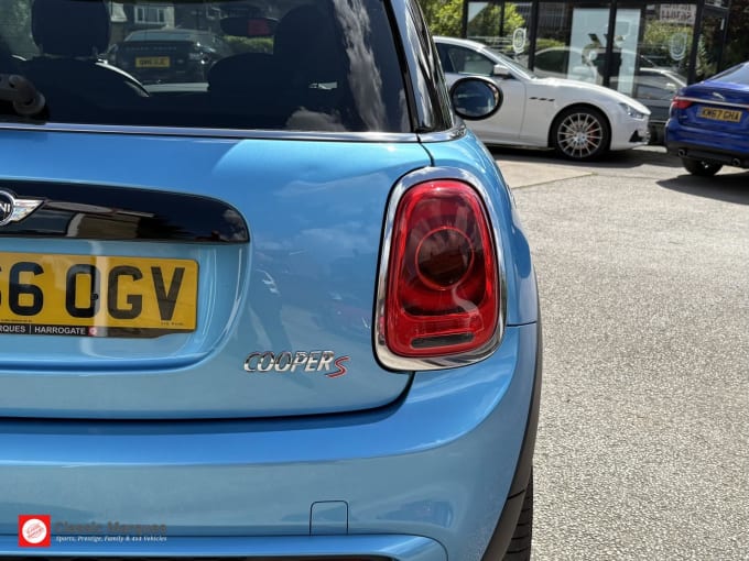 2017 Mini Hatch