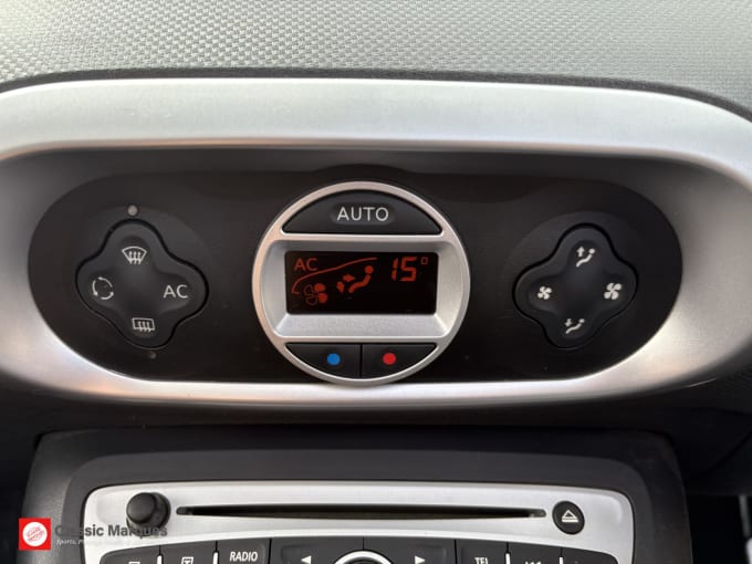 2010 Renault Wind