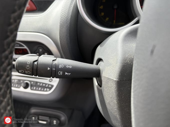 2010 Renault Wind
