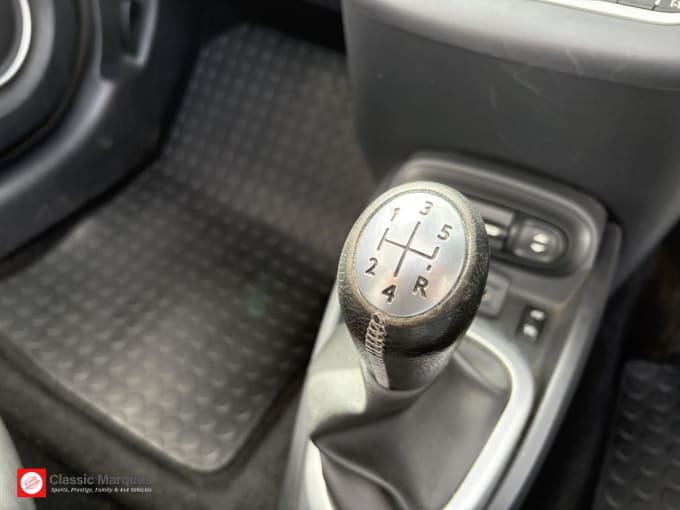 2010 Renault Wind
