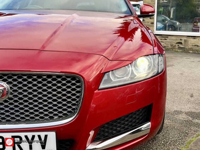 2019 Jaguar Xf