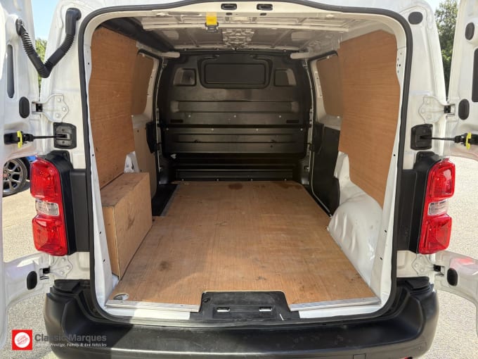 2022 Vauxhall Vivaro