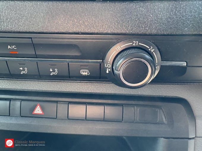 2022 Vauxhall Vivaro