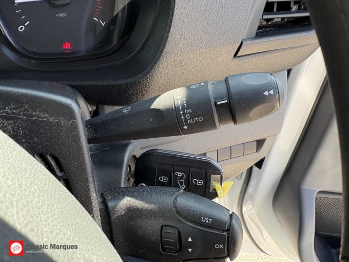 2022 Vauxhall Vivaro