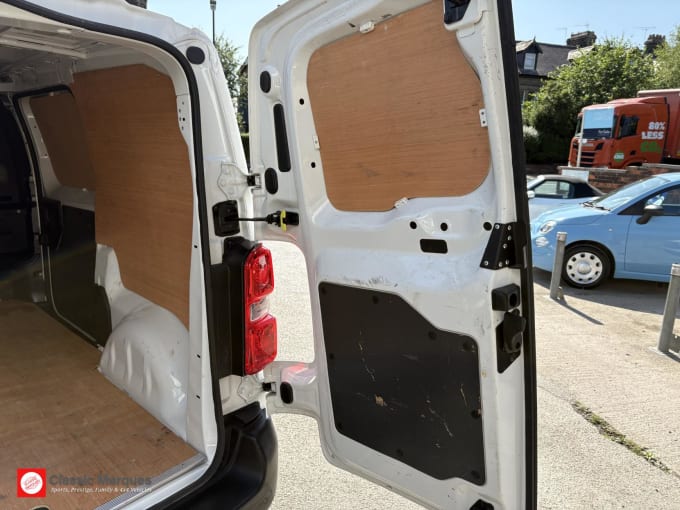 2022 Vauxhall Vivaro