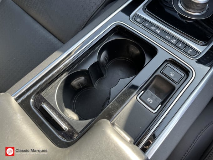 2018 Jaguar Xe