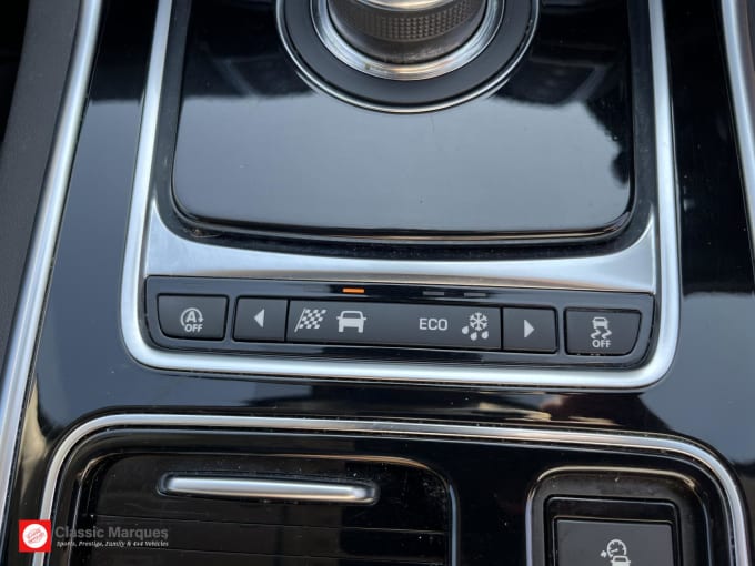 2018 Jaguar Xe
