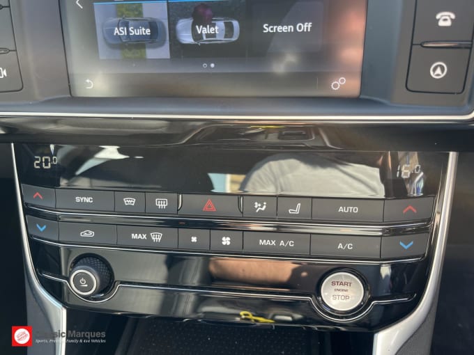 2018 Jaguar Xe