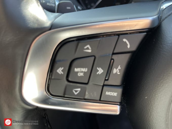 2018 Jaguar Xe