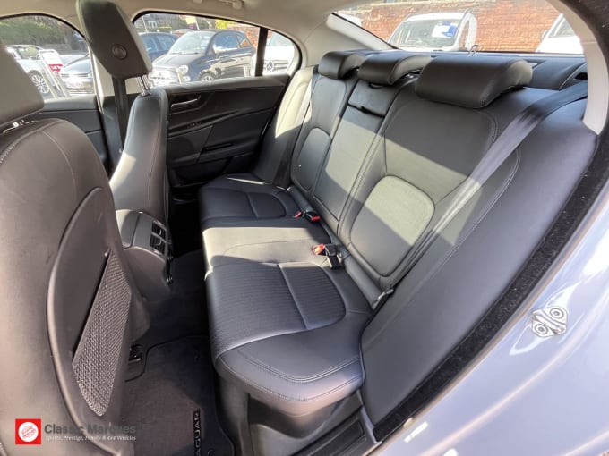 2018 Jaguar Xe