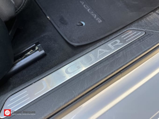 2018 Jaguar Xe