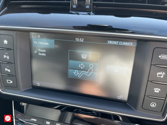 2018 Jaguar Xe