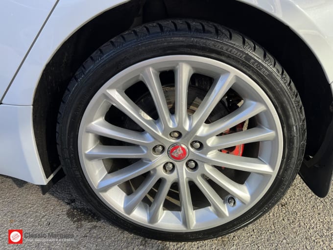 2018 Jaguar Xe