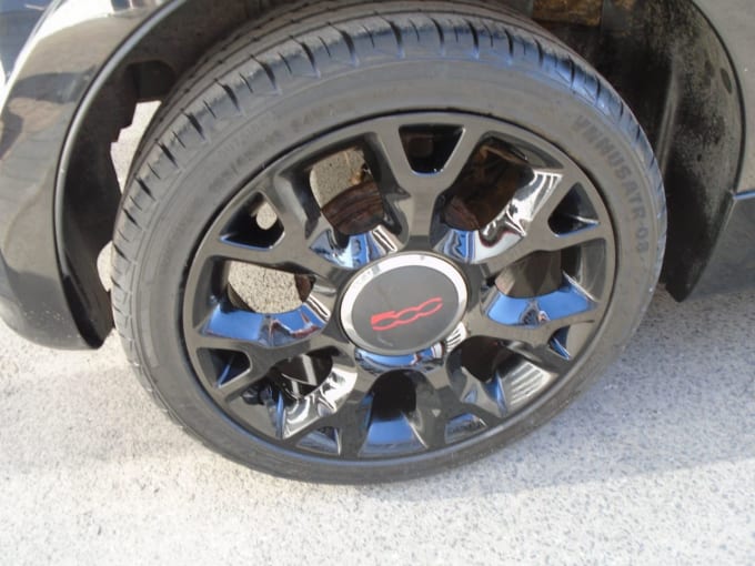 2025 Fiat 500c