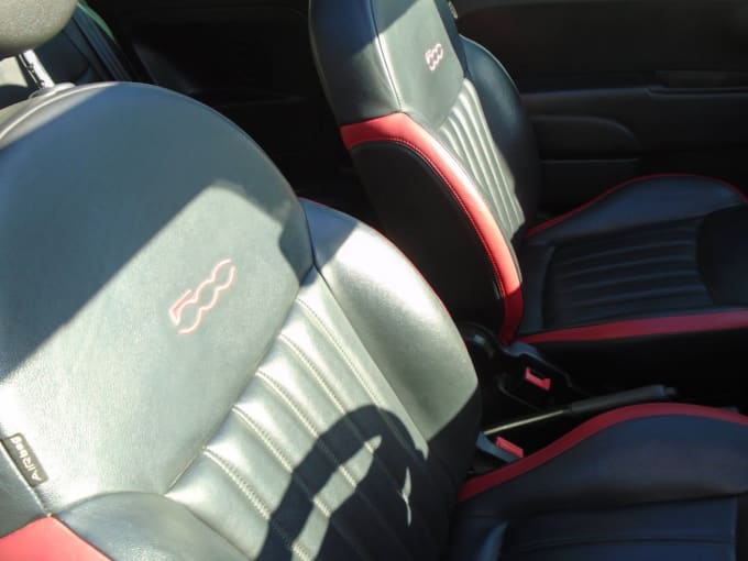 2025 Fiat 500c