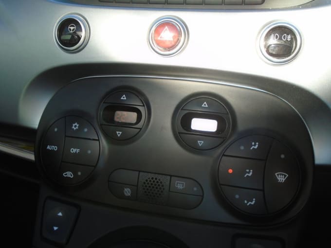 2025 Fiat 500c