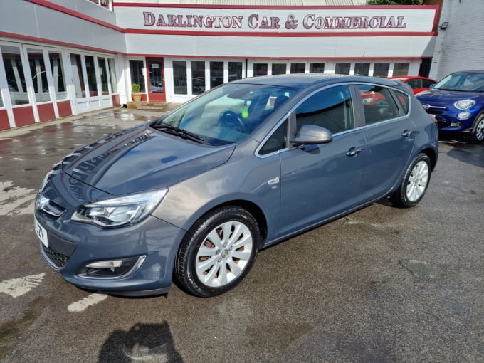 2025 Vauxhall Astra