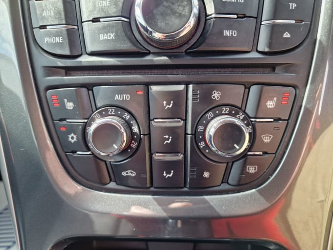 2025 Vauxhall Astra