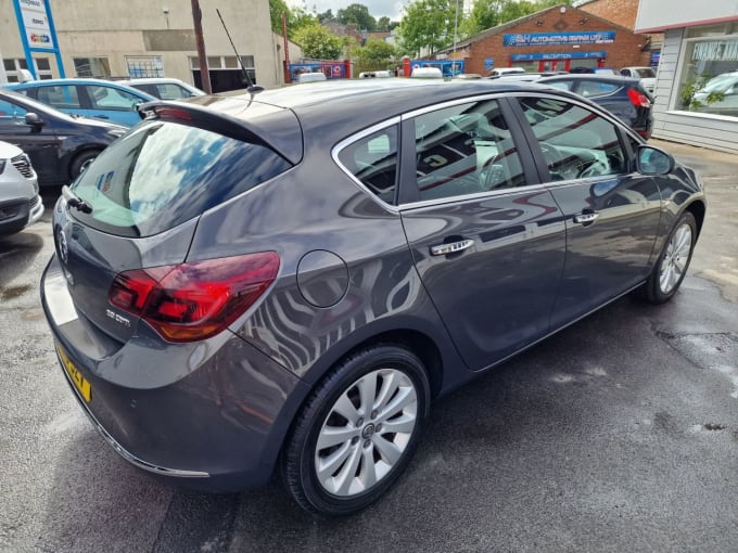2025 Vauxhall Astra