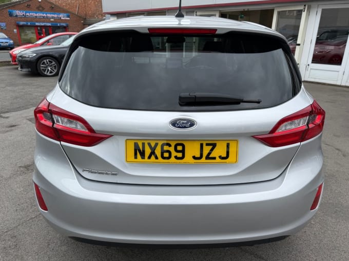 2025 Ford Fiesta