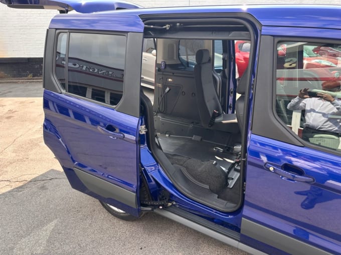 2025 Ford Tourneo Connect