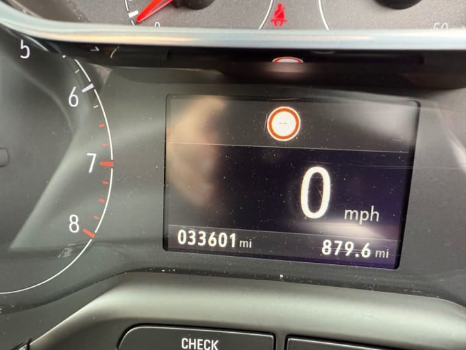 2025 Vauxhall Crossland X