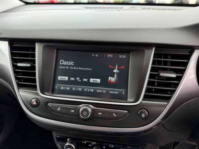 2025 Vauxhall Crossland X